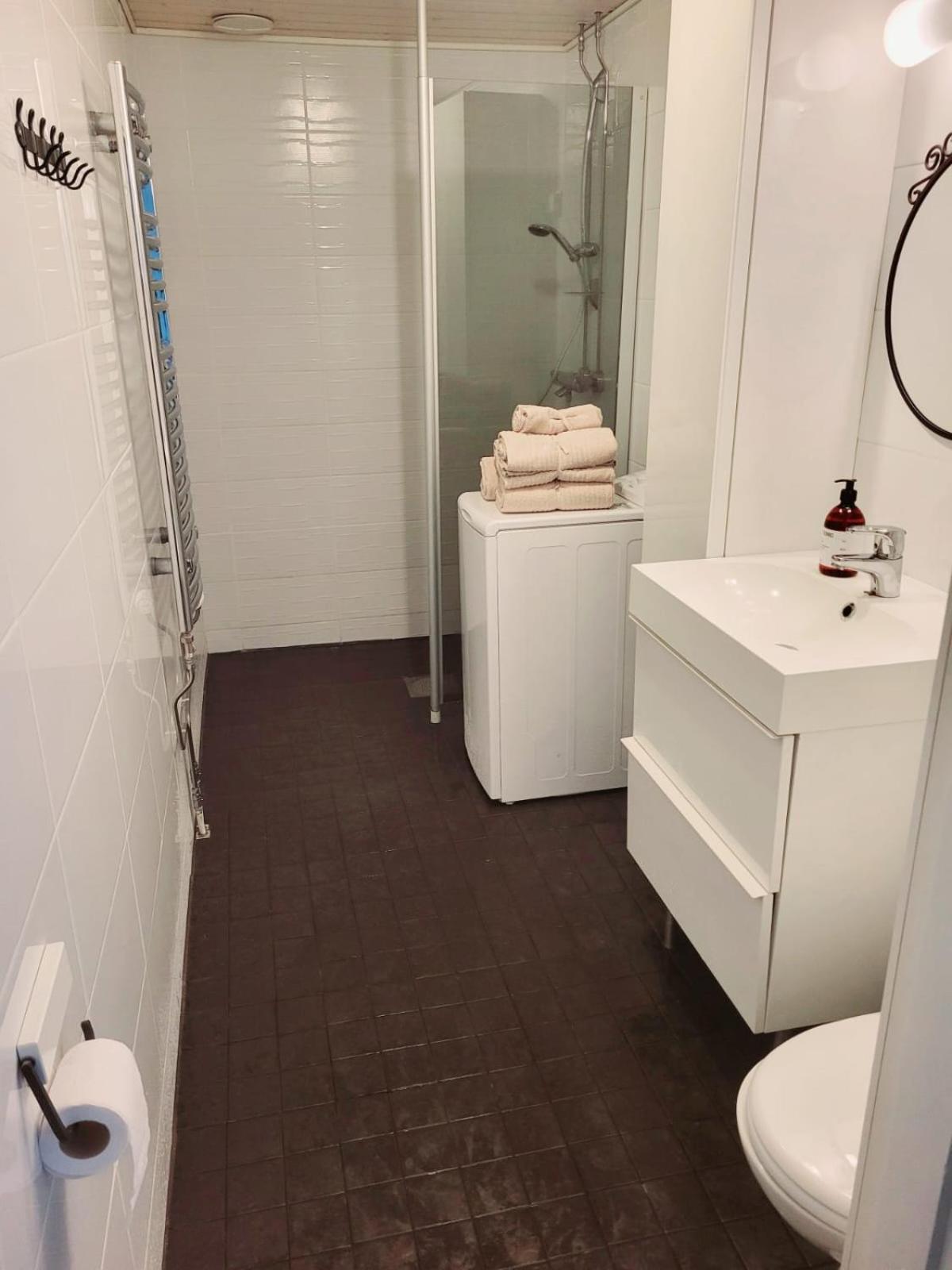 Tilava Uudistettu Perheasunto Apartment โรวานิเอมิ ภายนอก รูปภาพ